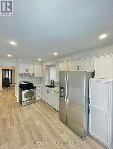 21 ECCLESTONE DRIVE , Brampton, Ontario L6X 3N7 3