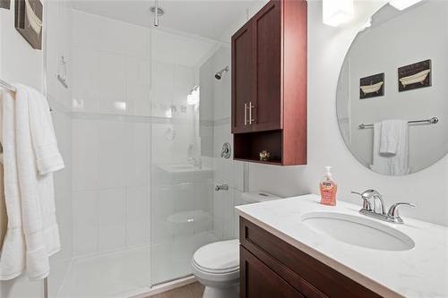 174 Foxmeadow Dr, Winnipeg, MB 