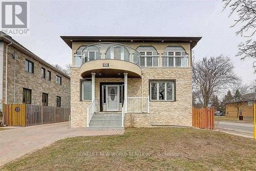 UPPER - 30 RURAL AVENUE , Toronto, Ontario M1S 2C9