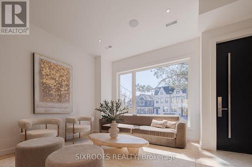 UPPER - 40 MORNINGSIDE AVENUE , Toronto, Ontario M6S 1C4 5
