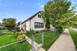 478 Washington AVE  Winnipeg, MB R2K 1L8