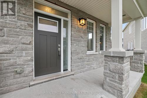 85 HACKAMORE CRESCENT , Ottawa, Ontario K0A 2Z0 4