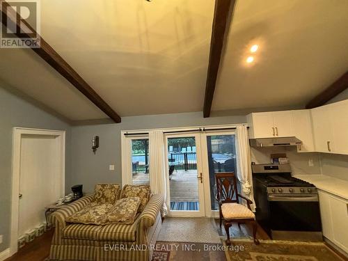 ENSUITE ROOM - 3369 ST PAUL AVENUE , Niagara Falls, Ontario L2J 2M3 5
