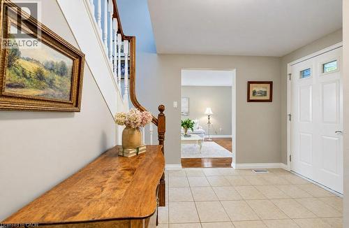 Spacious entryway - 469 Westvale Drive, Waterloo, ON 