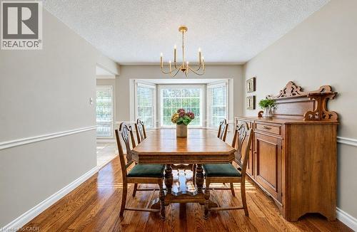 Separate dining room - 469 Westvale Drive, Waterloo, ON 
