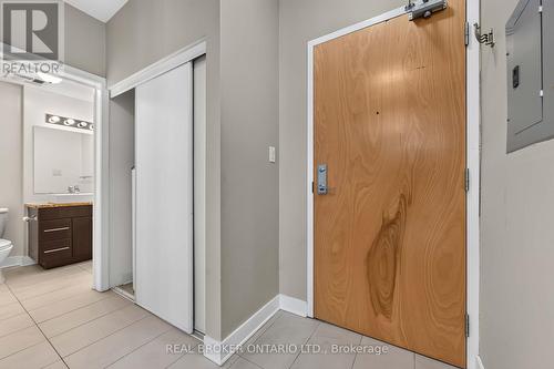 201 - 360 CUMBERLAND STREET , Ottawa, Ontario K1N 0B1 4