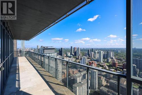 6005 - 7 GRENVILLE STREET , Toronto, Ontario M4Y 0E9 5