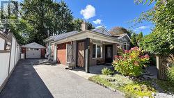 17 KECALA ROAD  Toronto, ON M1P 1K5