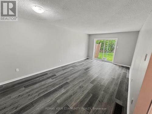 214 - 10 RIVERSIDE DRIVE , Kawartha Lakes, Ontario K0M 1A0 2