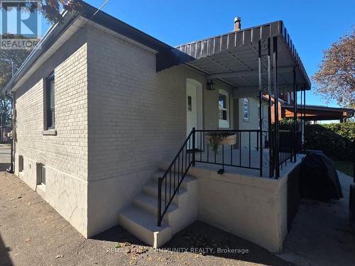 BASEMENT - 49 LOCKERBIE AVENUE , Toronto, Ontario M9N 3A3 2