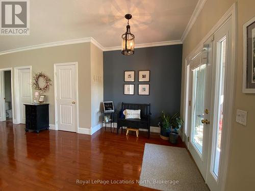 77 FINDLAY DRIVE , Collingwood, Ontario L9Y 0G6 2