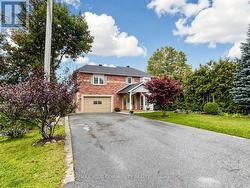 27 MITCHELL AVENUE Whitchurch-Stouffville, ON L4A 7X3