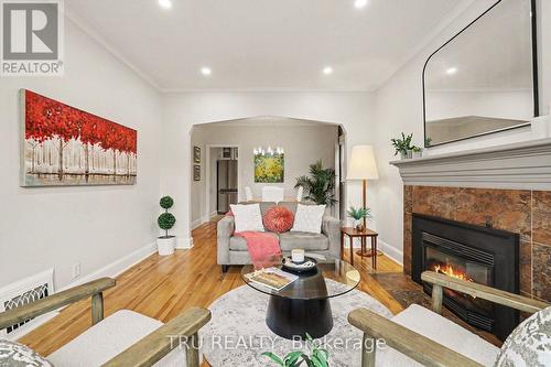 Bright inviting living room opens to dining room - 51 Merritt Avenue, Ottawa, ON 
