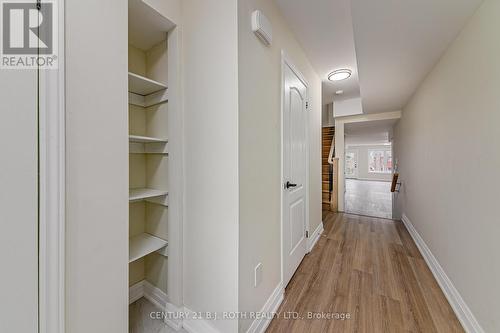 6 - 98 PEEL STREET , Barrie, Ontario L4M 3K7 3