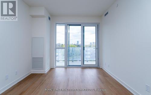 610 - 10 DEERLICK COURT , Toronto, Ontario M3A 1Y4 5