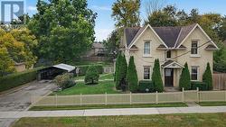 296 EAGLE STREET Newmarket, ON L3Y 1K1