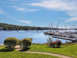 7 411 Shore Drive  Bedford, NS B4A 2C7