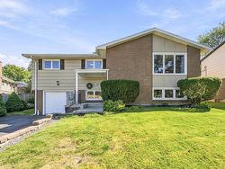 18 Northcliffe Lane  Halifax, NS B3M 2Z6