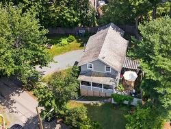 10 Braeburn Road  Halifax, NS B3N 1C2
