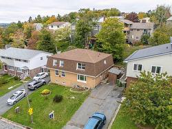 48 Regal Road  Dartmouth, NS B2W 4H6