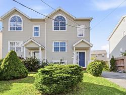 113 Feruz Crescent  Halifax, NS B3R 2N2