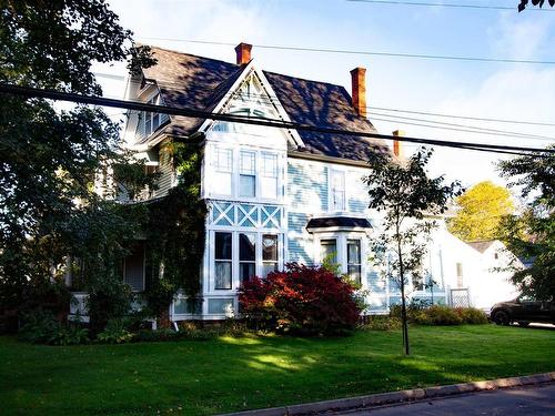 203 Notre Dame Street  Summerside, PE C1N 1R7