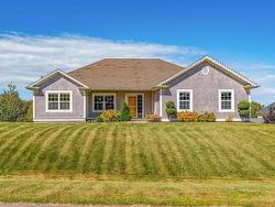 49 EMMALEE Drive Stratford, PE C1B 0B5