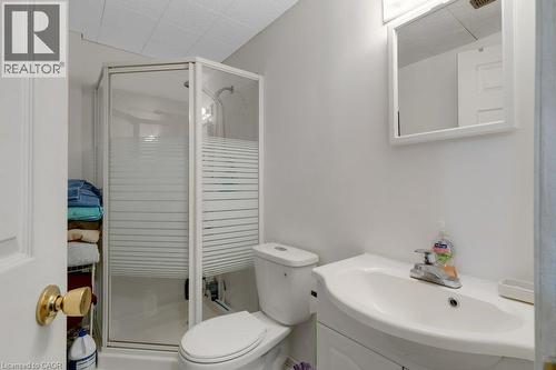 Lower 3pc Bathroom - 94 Dawn Crescent, Cambridge, ON 