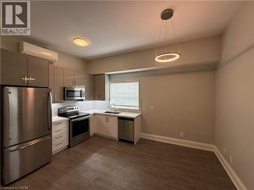2548 EGLINTON Avenue W Unit# 3 , Toronto, Ontario M6M 1T1 2