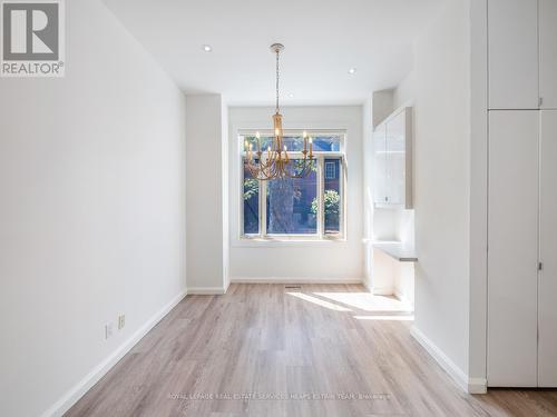 60 BOSWELL AVENUE , Toronto, Ontario M5R 1M4 3