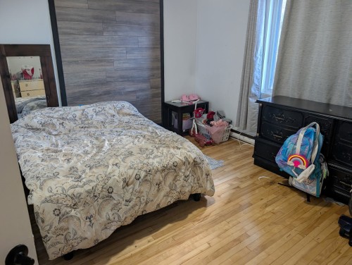 2-314 Rue Dubuc , Longueuil (Le Vieux-Longueuil), QC J4J 2R1 5