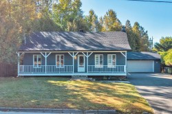 1069  - 1071 Rue Suppère Mont-Tremblant, QC J8E 3J3