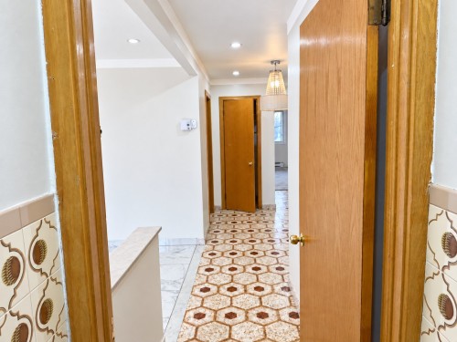 7175 17e Avenue , Montréal (Villeray/Saint-Michel/Parc-Extension), QC H2A 2R2 2