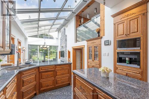 2221 Greenhurst Avenue, Mississauga, ON 