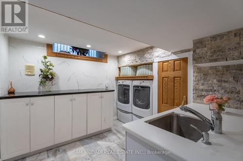 2221 Greenhurst Avenue, Mississauga, ON 