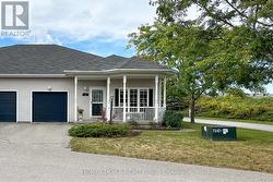 8 HINKLEY TRAIL  Clarington, ON L1B 1P4