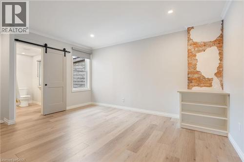 345 MACNAB Street N Unit# upper , Hamilton, Ontario L8L 1K8 3