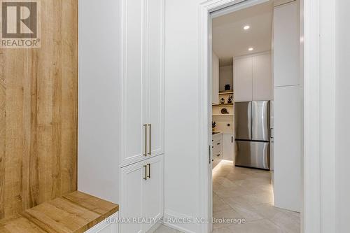 94 Vista Boulevard, Mississauga, ON 