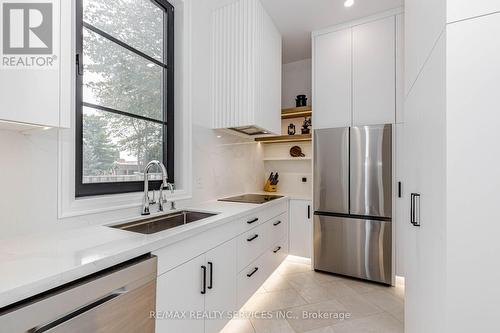 94 Vista Boulevard, Mississauga, ON 