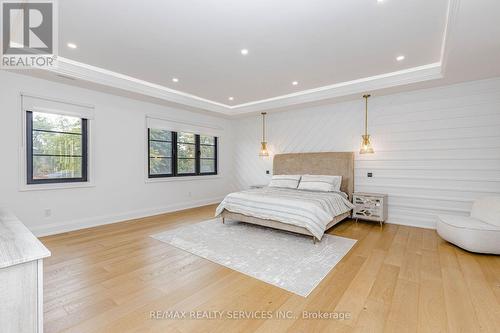 94 Vista Boulevard, Mississauga, ON 