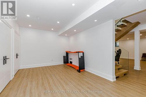 94 Vista Boulevard, Mississauga, ON 