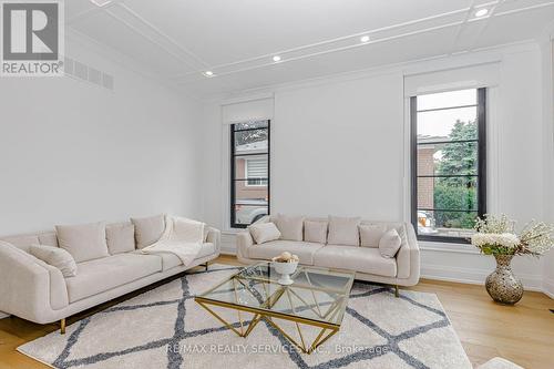 94 Vista Boulevard, Mississauga, ON 