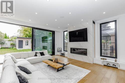 94 Vista Boulevard, Mississauga, ON 