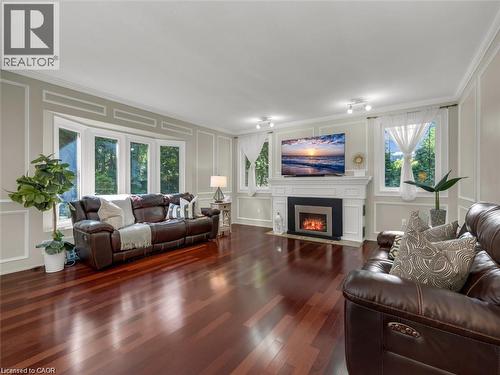 214 LOVERS Lane , Ancaster, Ontario L9G 1G8 4