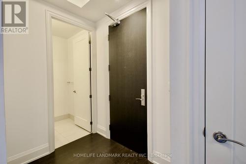 232 - 20 FRED VARLEY DRIVE , Markham, Ontario L3R 1S4 2