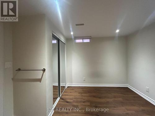 WHOLE TWO-BEDROOM BSMT - 36 BENDAMERE CRES CRESCENT , Markham, Ontario L3P 6Y1 2