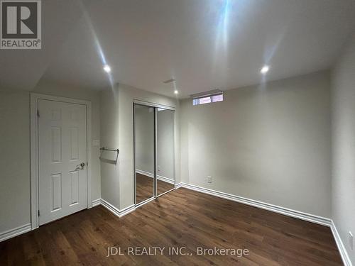 WHOLE TWO-BEDROOM BSMT - 36 BENDAMERE CRES CRESCENT , Markham, Ontario L3P 6Y1 3