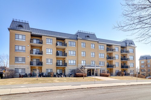 206-349 Boul. des Cépages  Laval (Duvernay), QC H7A 0C9