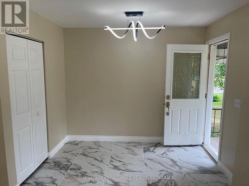 462 CORONATION BOULEVARD , Loyalist (Amherstview), Ontario K7M 5P9 3