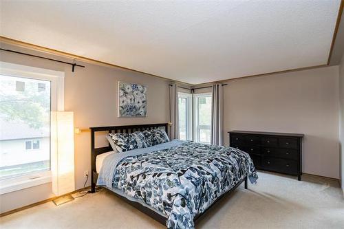 164 Hillmartin Dr, Winnipeg, MB 